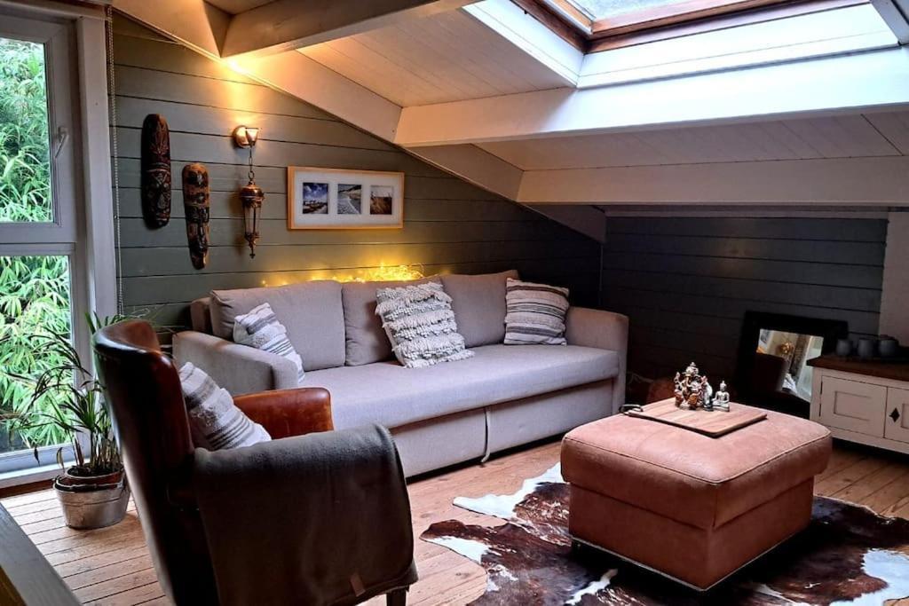 Comfortable Chalet In A Unique Location In Forest Essen Екстериор снимка