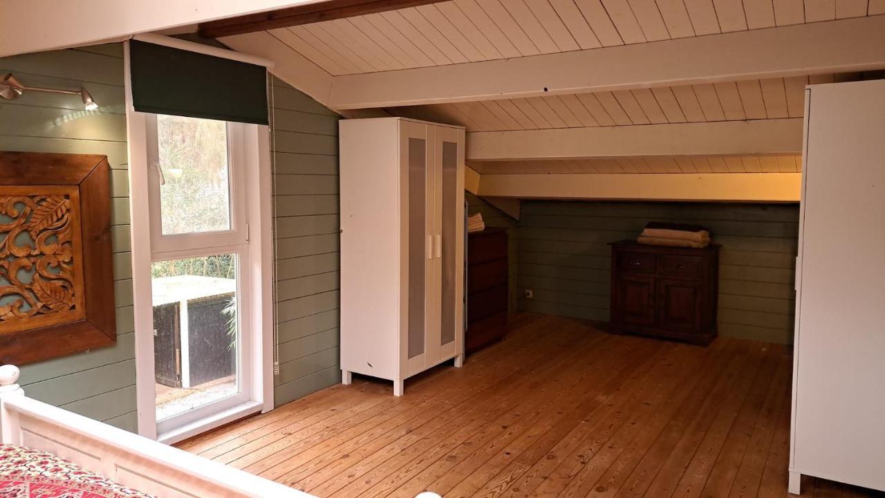 Comfortable Chalet In A Unique Location In Forest Essen Екстериор снимка
