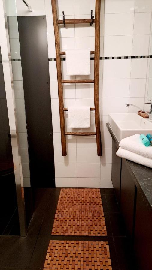 Comfortable Chalet In A Unique Location In Forest Essen Екстериор снимка